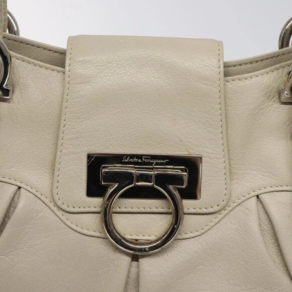 Salvatore Ferragamo Gancini Shoulder Bag Leather White Silver Auth - Picture 7 of 16